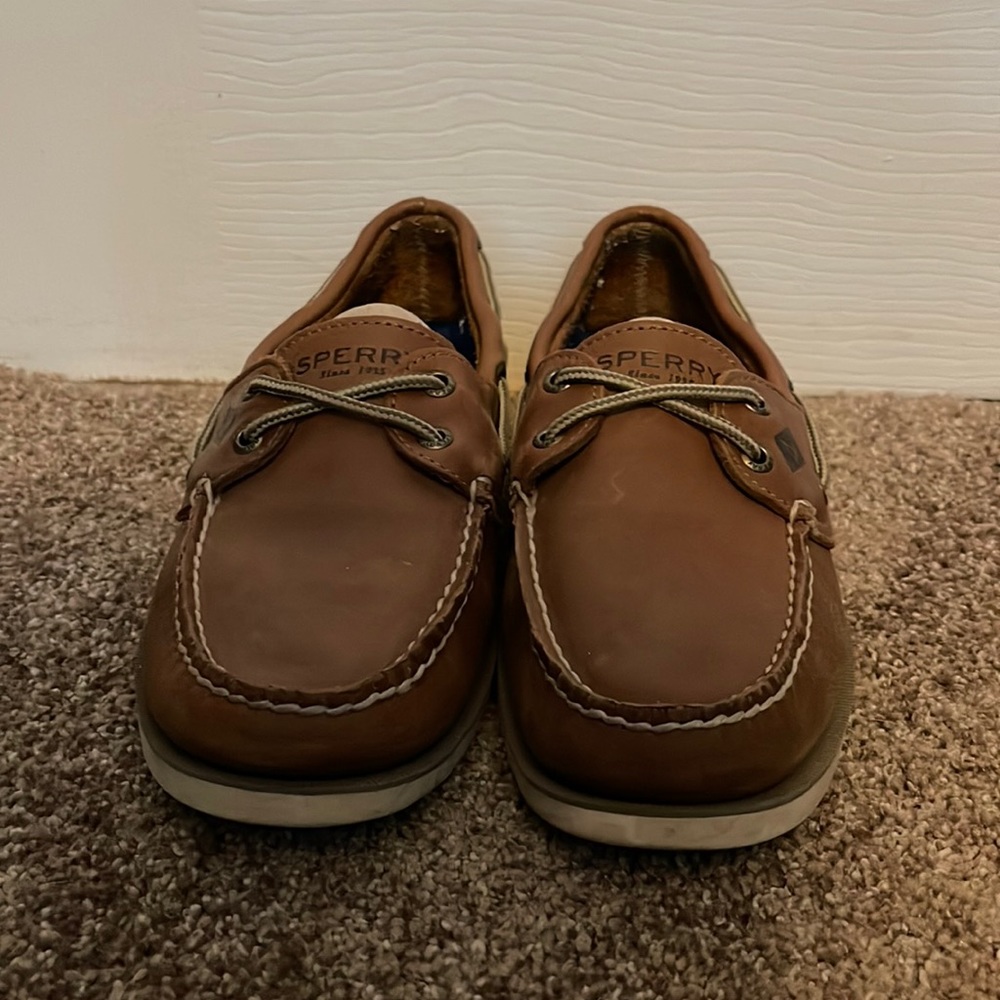 Sperry boat shoes